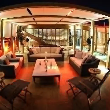 Elegance International Hotel 5*