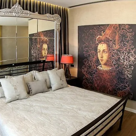 Elegance International Marmaris