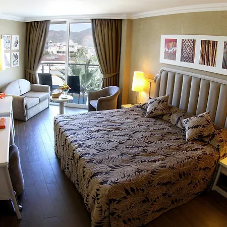 Elegance International 5*