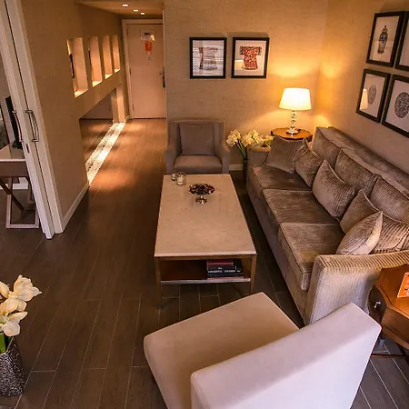 Elegance International Hotel